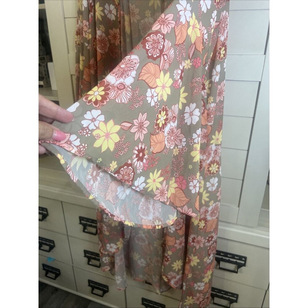 Altar’d State Bohemian Hippie Floral Long Kimono Size Medium - Picture 2 of 8